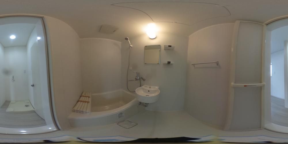 �o�X���[��