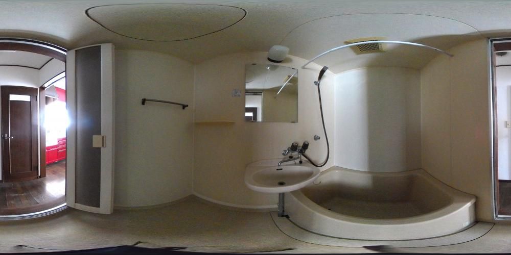 �o�X���[��