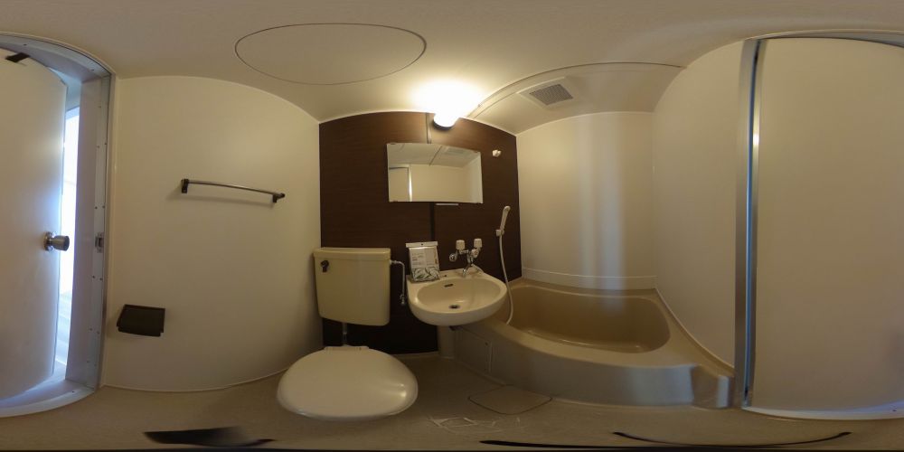 �o�X���[��