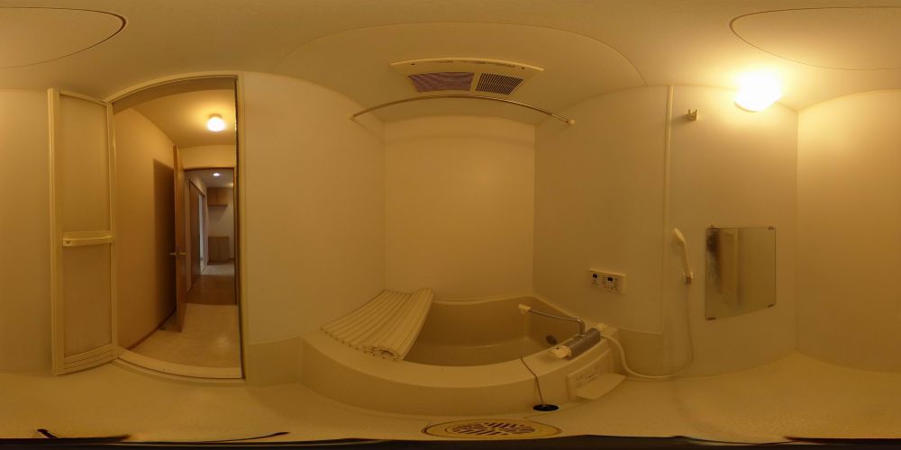 �o�X���[��