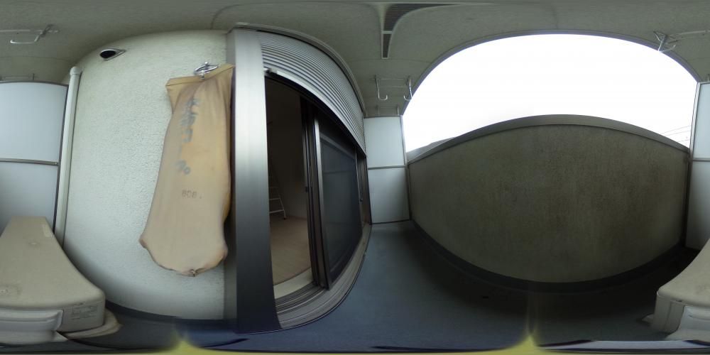 �o���R�j�[