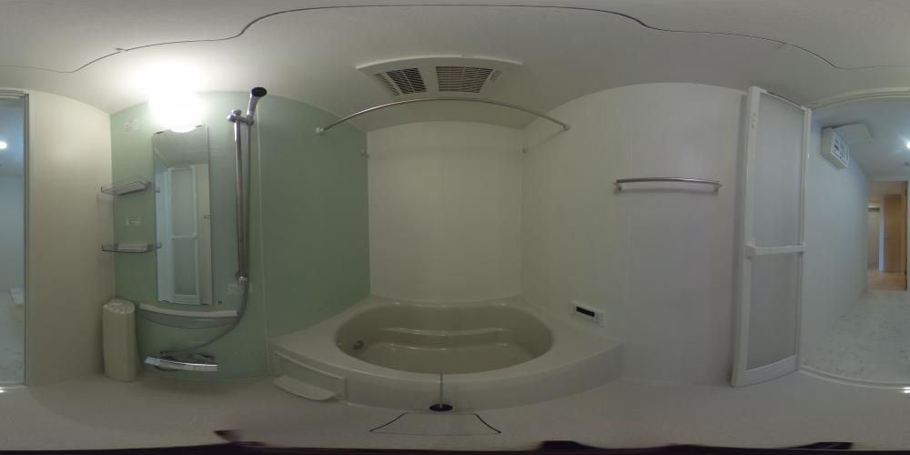 �o�X���[��