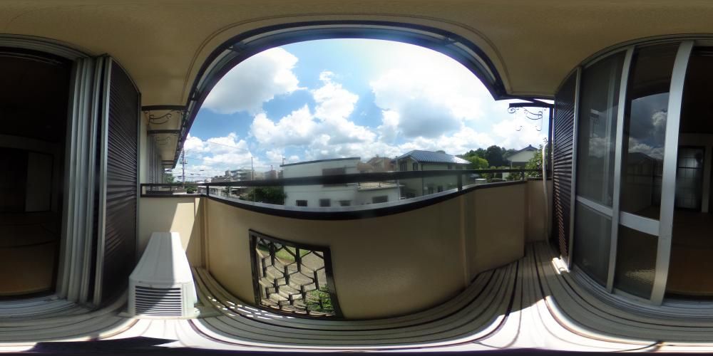 �o���R�j�[