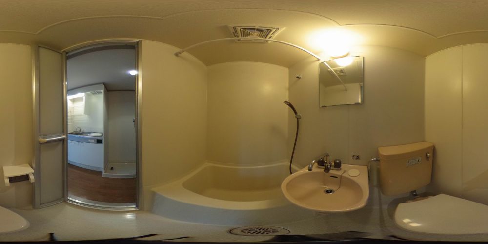 �o�X���[��