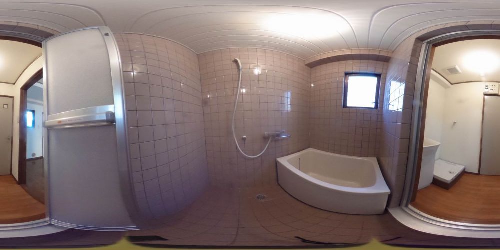 �o�X���[��