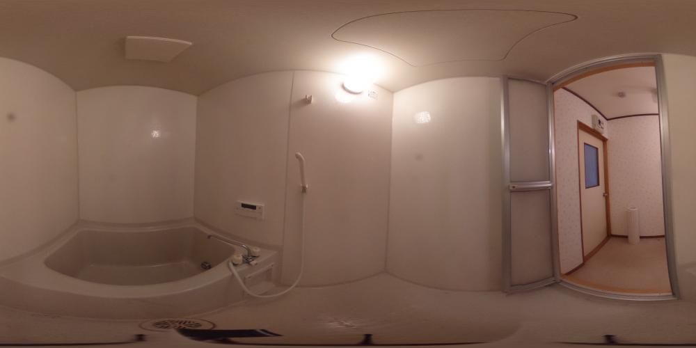 �o�X���[��