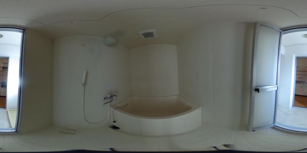 �o�X���[��