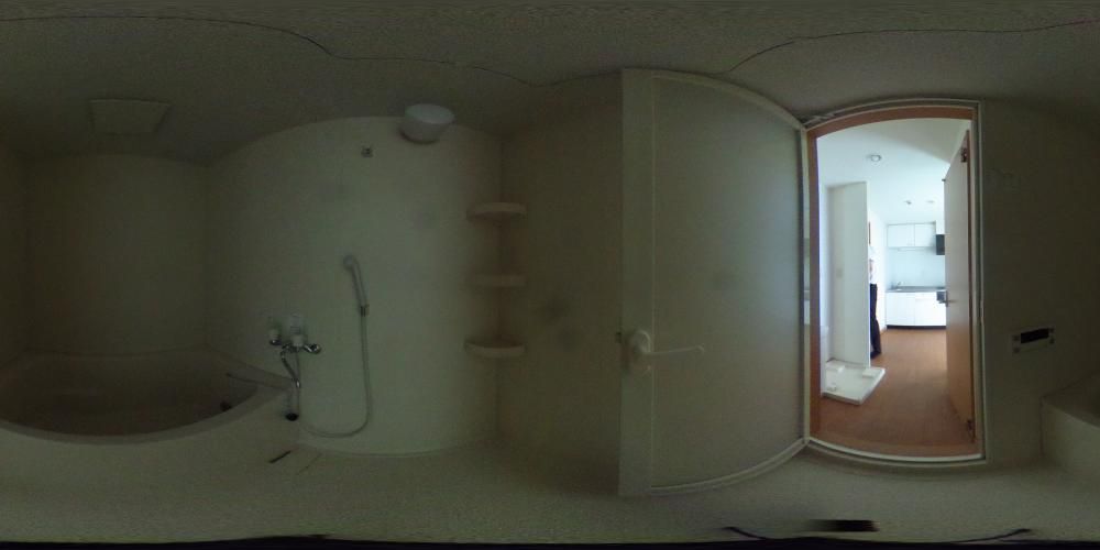 �o�X���[��