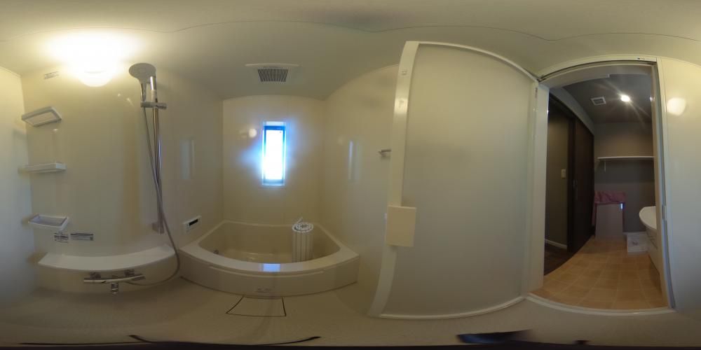 �o�X���[��