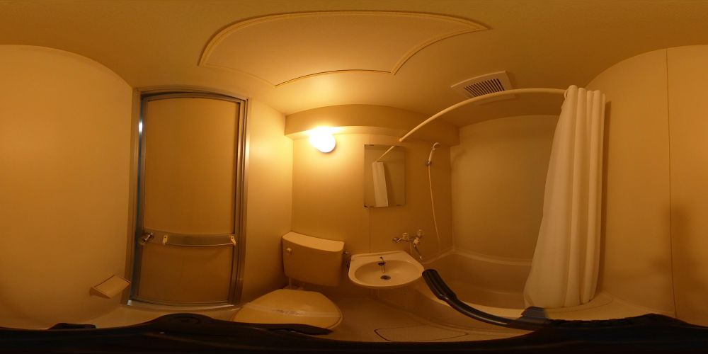 �o�X���[��