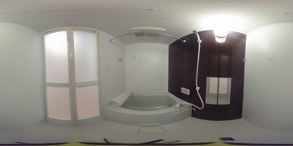 �o�X���[��