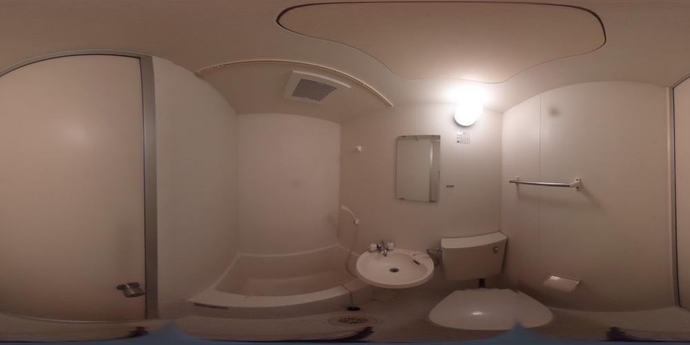 �o�X���[��