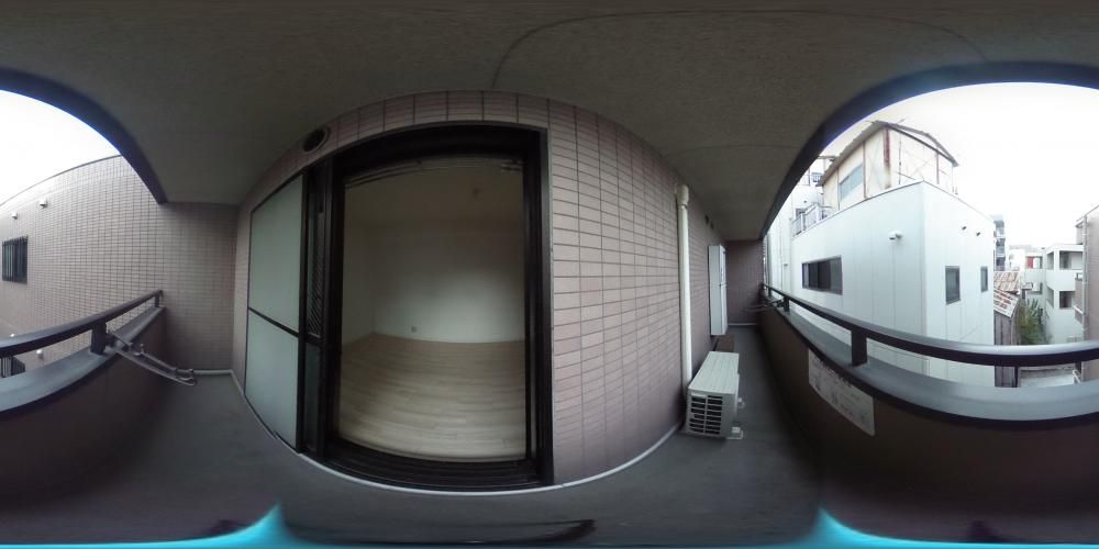 �o���R�j�[