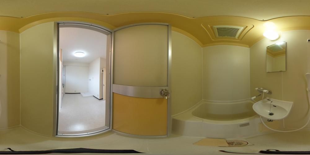 �o�X���[��