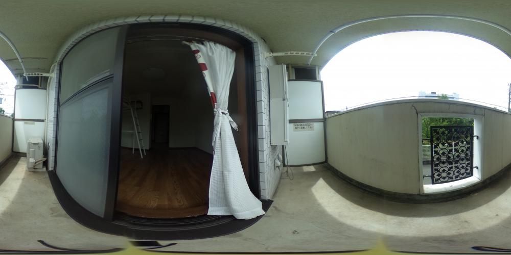 �o���R�j�[