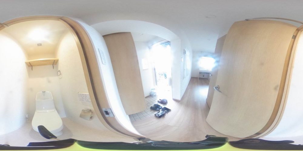 ���r���O