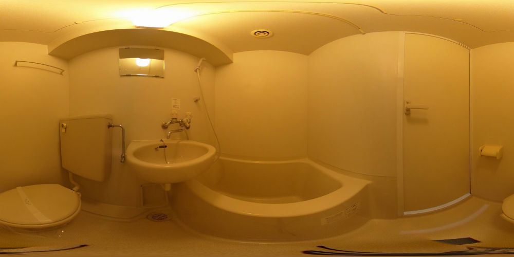 �o�X���[��