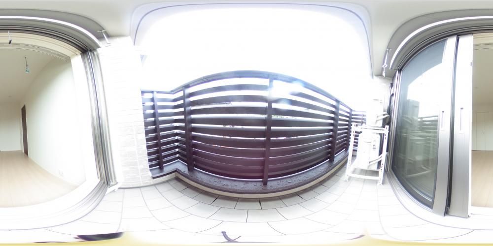 �o���R�j�[