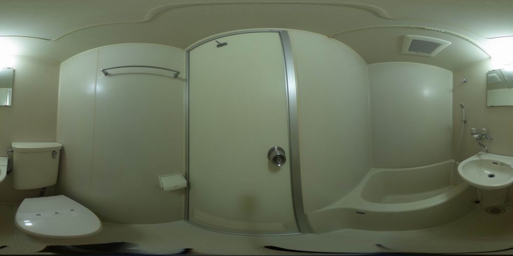 �o�X���[��