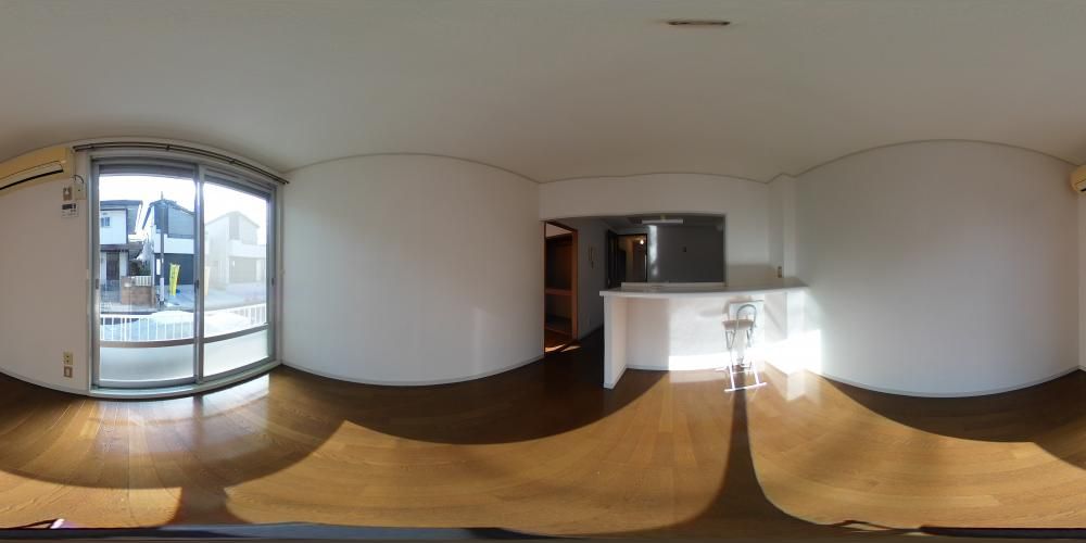 ���r���O