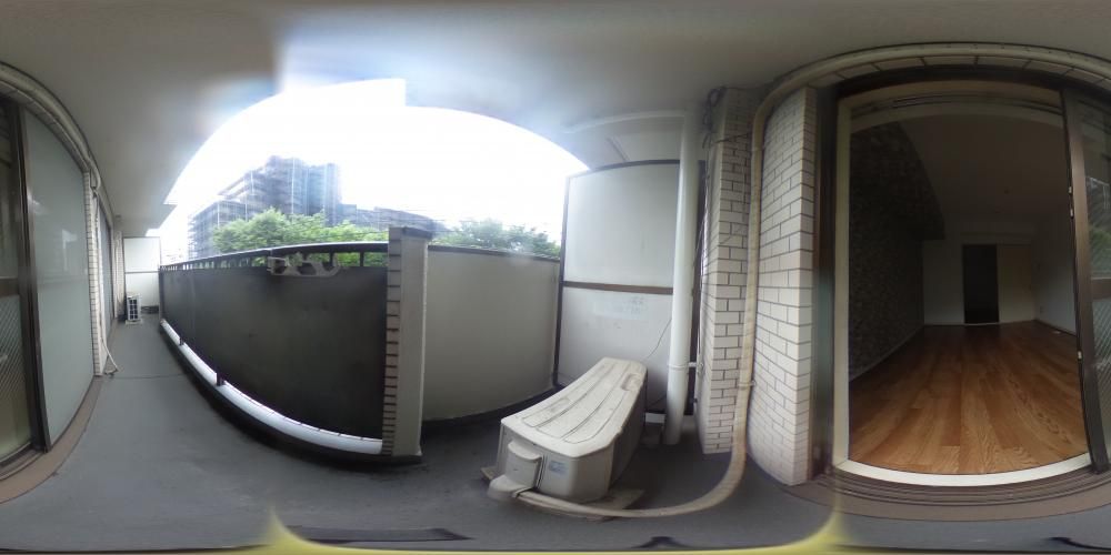 �o���R�j�[