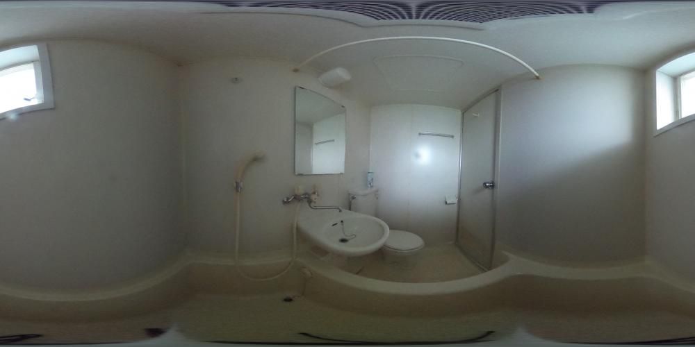 �o�X���[��