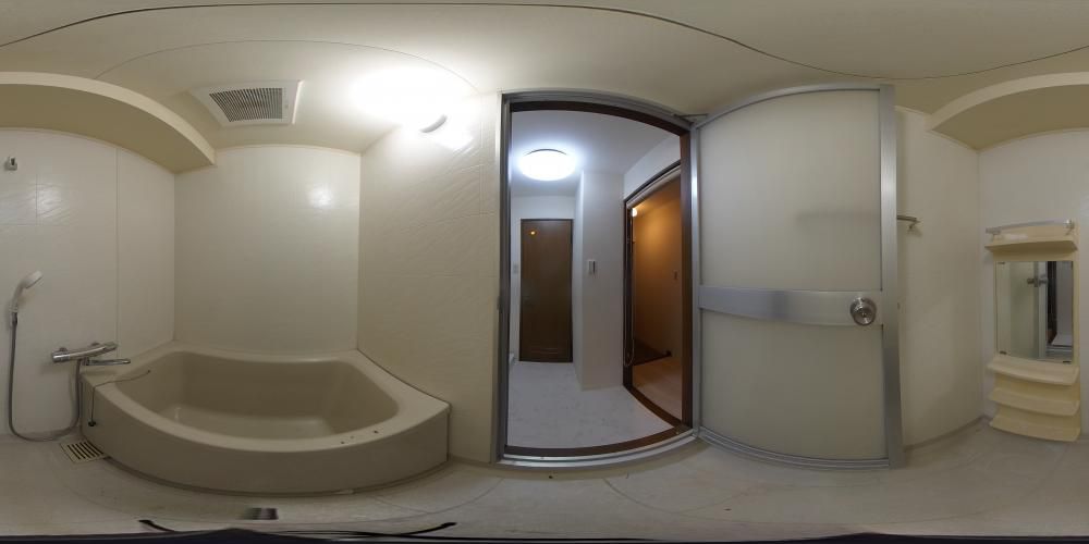 �o�X���[��