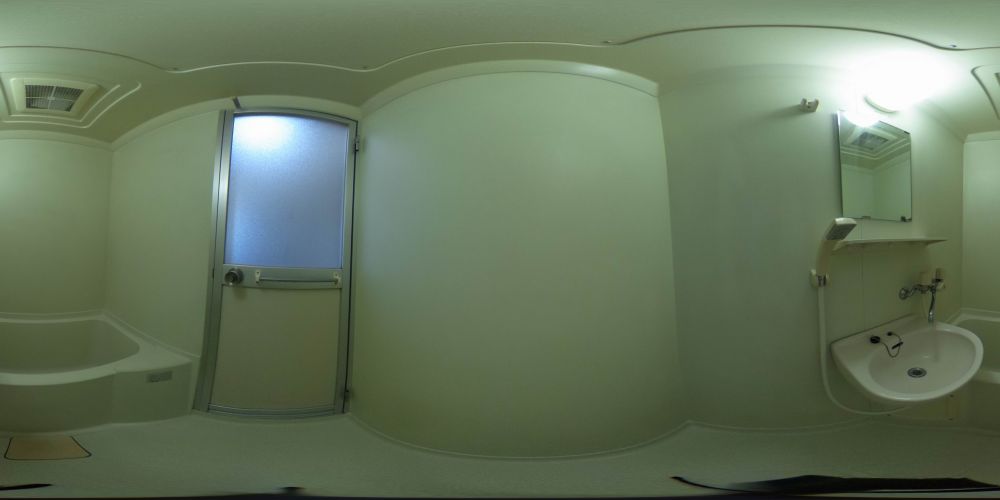 �o�X���[��