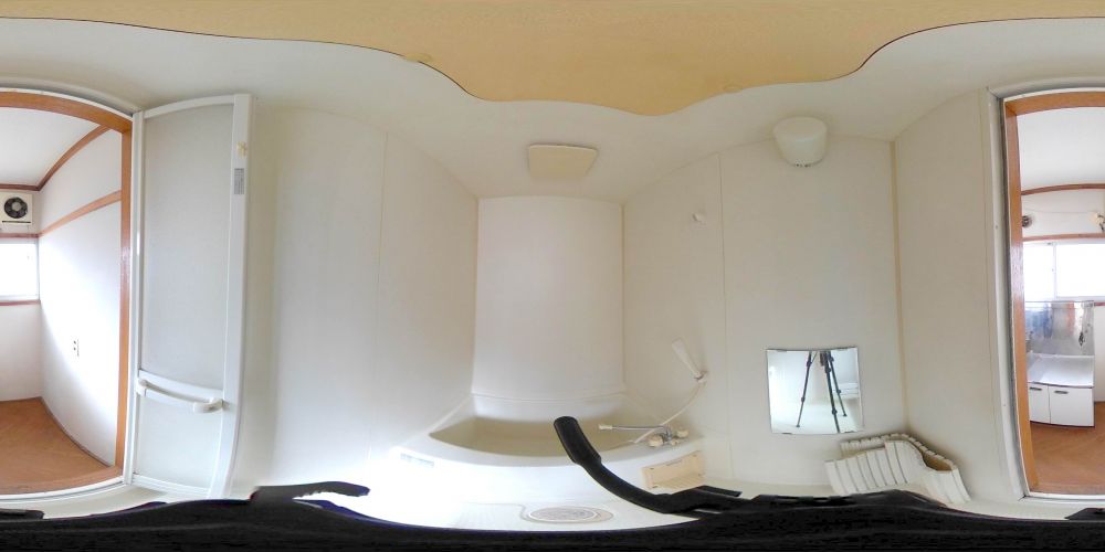 �o�X���[��