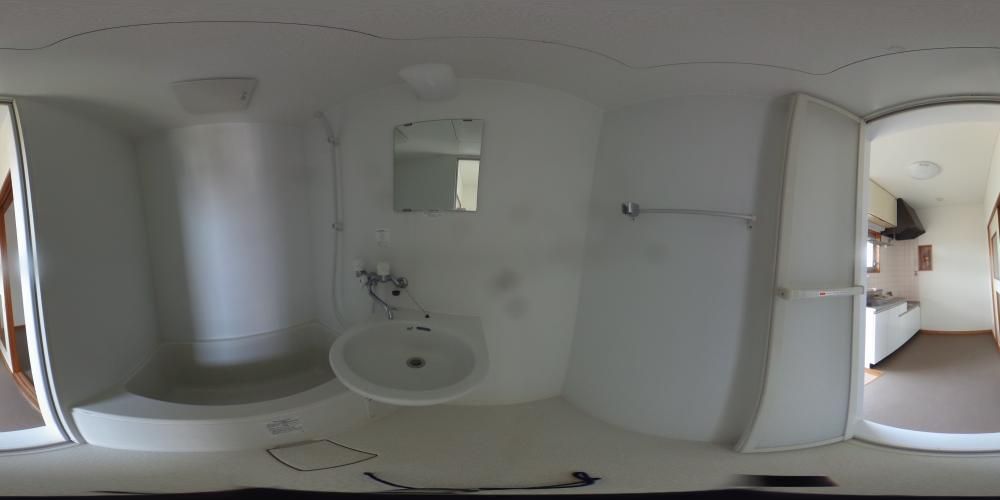 �o�X���[��