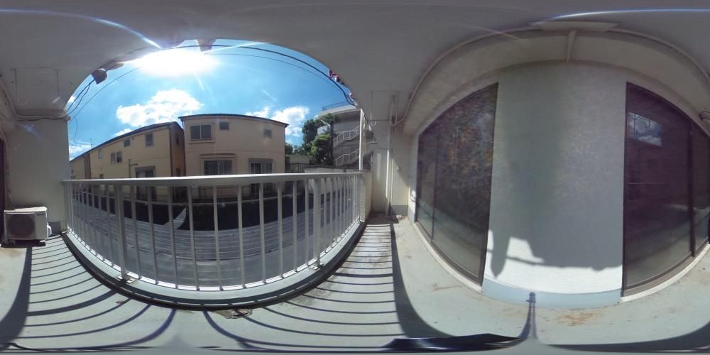 �o���R�j�[