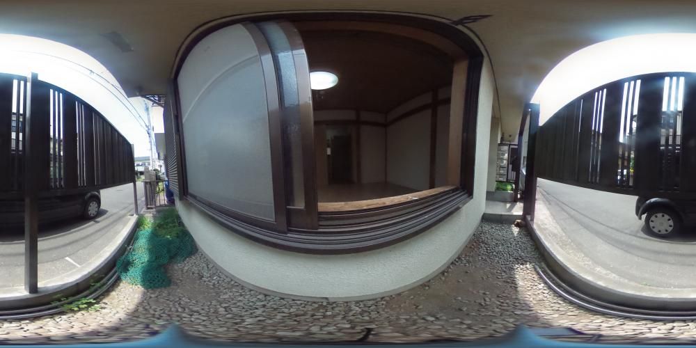 �o���R�j�[