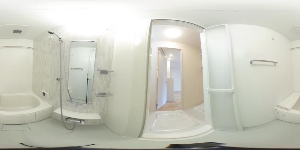 �o�X���[��